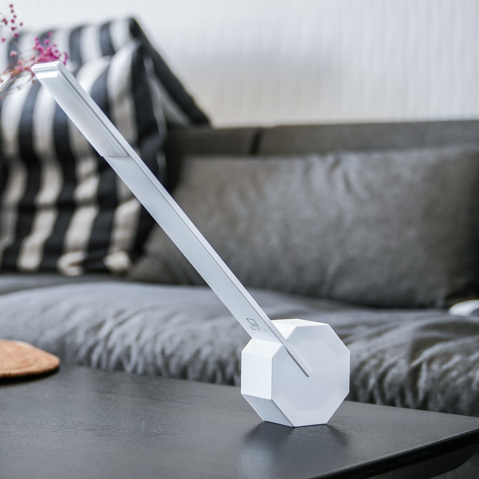 OctagonOneWhite